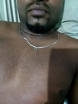 Snapshot of Beto0815 chatting on 03/08/26, 02:10 Beto0815 online show from 03/08/26, 02:10