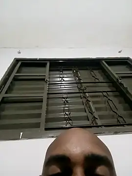 Snapshot of Beto0815 chatting on 04/08/26, 03:06 Beto0815 online show from 04/08/26, 03:06