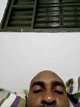 Snapshot of Beto0815 chatting on 04/16/26, 02:23 Beto0815 online show from 04/16/26, 02:23