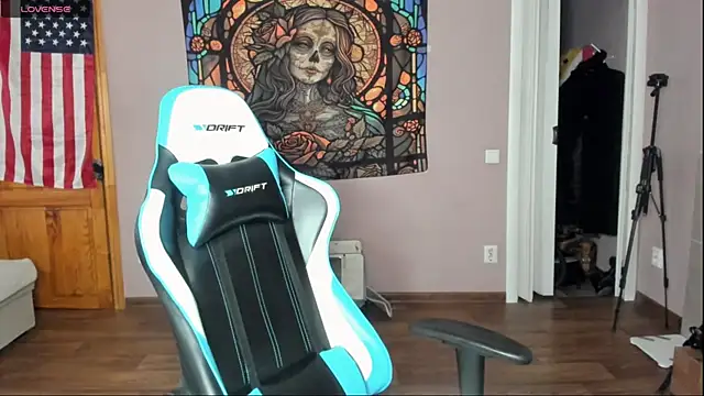 Snapshot of Project_hisoka chatting on 04/18/26, 07:34 Project hisoka online show from 04/18/26, 07:34