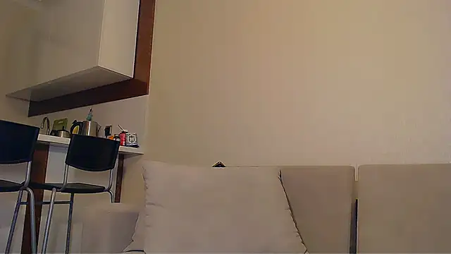 Snapshot of __QUEEN___ chatting on 02/07/25, 07:06   QUEEN    online show from 02/07/25, 07:06