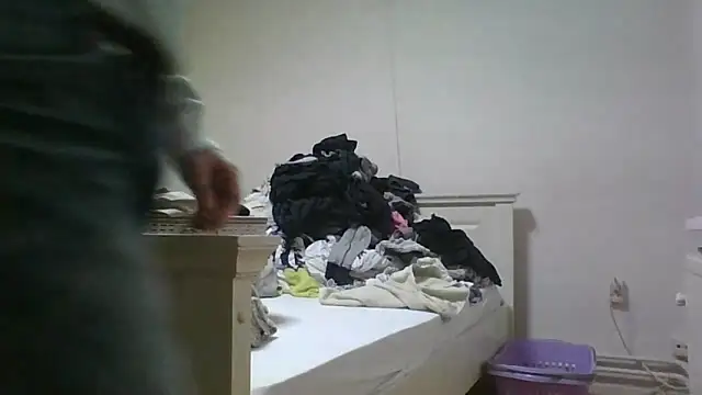 Wesleymodel online show from 02/13/26, 10:28