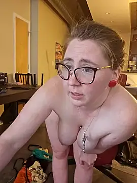 Snapshot of littlelustlamb chatting on 01/13/25, 08:37 littlelustlamb online show from 01/13/25, 08:37