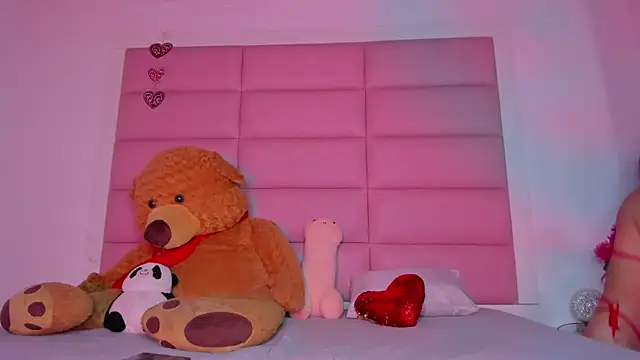 little-Emma online show from 01/26/25, 03:06