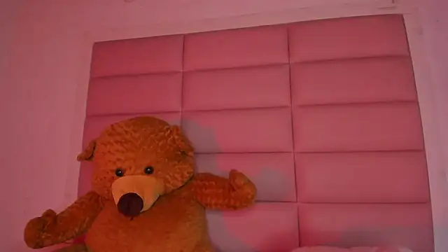 little-Emma online show from 11/07/25, 11:38