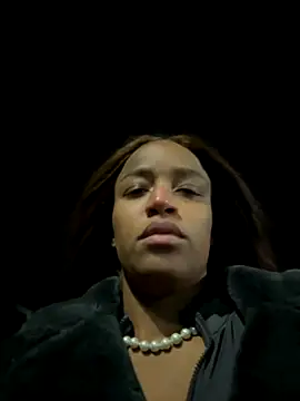 Black Dolll online show from 11/10/25, 05:56