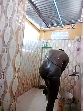 Snapshot of bas1cooks chatting on 12/23/24, 09:16 bas1cooks online show from 12/23/24, 09:16