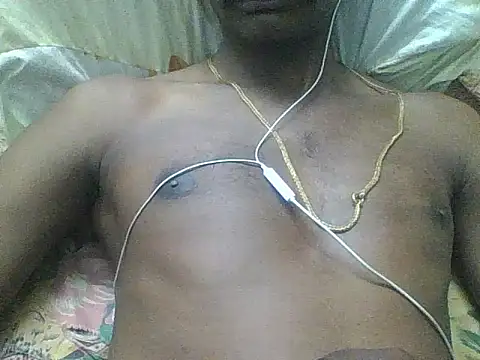 Snapshot of bas1cooks chatting on 10/25/25, 04:46 bas1cooks online show from 10/25/25, 04:46