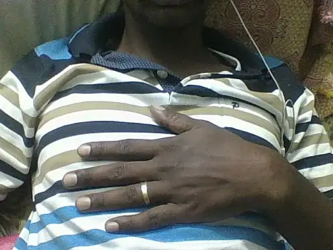 Snapshot of bas1cooks chatting on 10/28/25, 06:10 bas1cooks online show from 10/28/25, 06:10