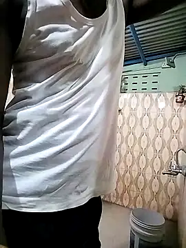 Snapshot of bas1cooks chatting on 04/14/26, 04:24 bas1cooks online show from 04/14/26, 04:24