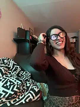 Snapshot of cadenfoxx111 chatting on 05/15/26, 10:00 cadenfoxx111 online show from 05/15/26, 10:00