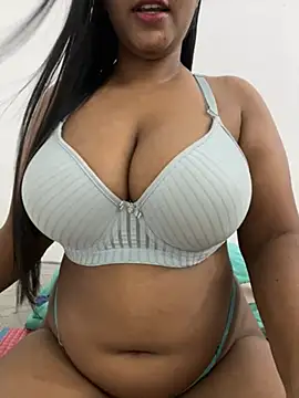 Snapshot of sweety_yehara chatting on 04/04/26, 03:09 sweety yehara online show from 04/04/26, 03:09