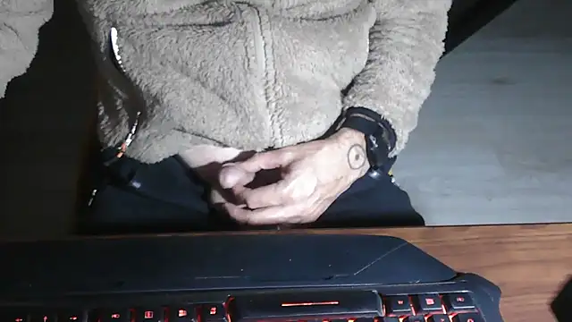 Adri gard online show from 12/04/25, 09:23