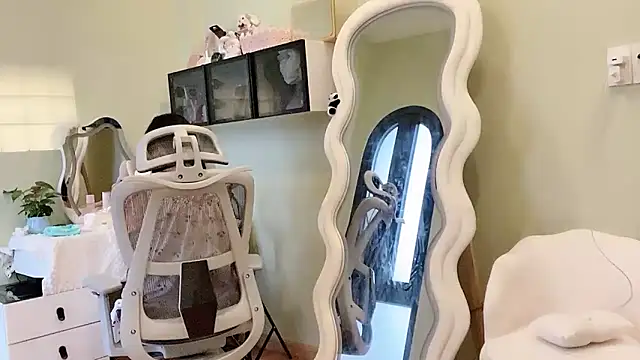 Nery Asian online show from 02/27/26, 01:49