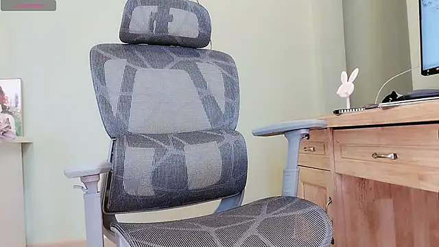 Nery Asian online show from 05/04/26, 02:40