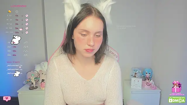 Snapshot of Gylaxie chatting on 12/19/24, 12:34 Gylaxie online show from 12/19/24, 12:34