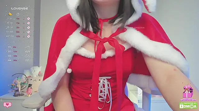 Snapshot of Gylaxie chatting on 12/28/24, 12:24 Gylaxie online show from 12/28/24, 12:24