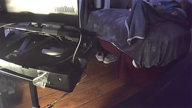 Snapshot of flasher15 chatting on 03/12/25, 11:33 flasher15 online show from 03/12/25, 11:33