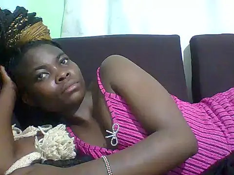 sexxyqueenn22 online show from 10/25/25, 04:35