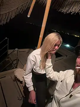 Snapshot of NickyGold_Official chatting on 02/14/26, 07:43 NickyGold Official online show from 02/14/26, 07:43