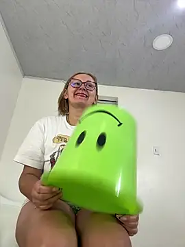 Snapshot of dirty_mistress_69 chatting on 04/18/26, 07:18 dirty mistress 69 online show from 04/18/26, 07:18