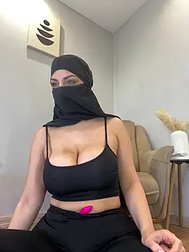 Snapshot of Amberonee31 chatting on 03/03/26, 07:58 Amberonee31 online show from 03/03/26, 07:58