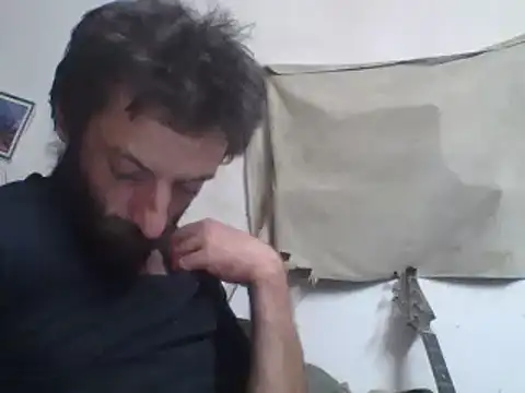 Snapshot of BigPeter6987 chatting on 12/07/24, 10:01 BigPeter6987 online show from 12/07/24, 10:01