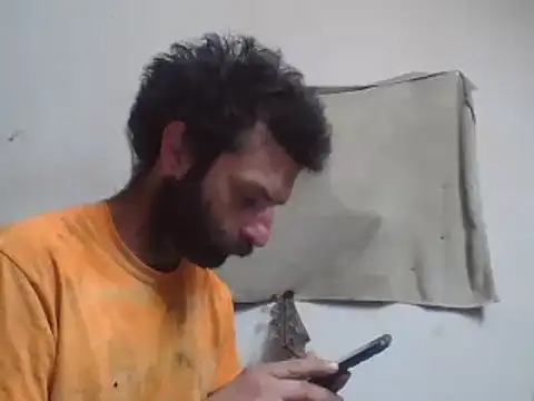 Snapshot of BigPeter6987 chatting on 12/07/24, 11:01 BigPeter6987 online show from 12/07/24, 11:01