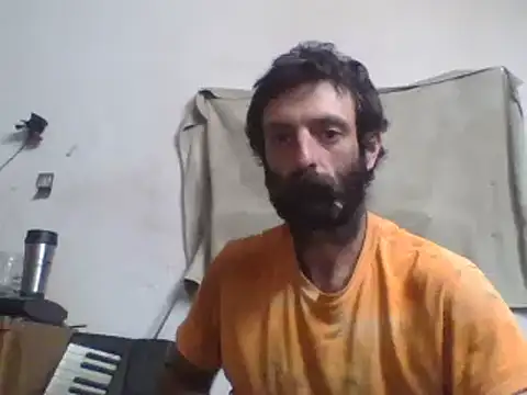 Snapshot of BigPeter6987 chatting on 12/15/24, 04:29 BigPeter6987 online show from 12/15/24, 04:29