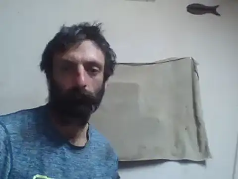 Snapshot of BigPeter6987 chatting on 12/17/24, 02:12 BigPeter6987 online show from 12/17/24, 02:12