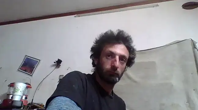 Snapshot of BigPeter6987 chatting on 12/27/24, 06:14 BigPeter6987 online show from 12/27/24, 06:14