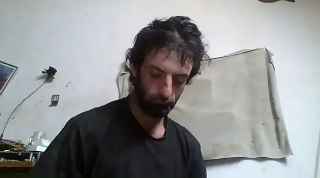 Snapshot of BigPeter6987 chatting on 12/30/24, 01:03 BigPeter6987 online show from 12/30/24, 01:03