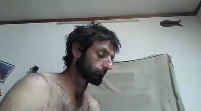 Snapshot of BigPeter6987 chatting on 12/31/24, 11:31 BigPeter6987 online show from 12/31/24, 11:31