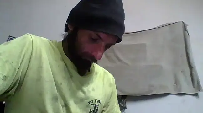 Snapshot of BigPeter6987 chatting on 01/03/25, 09:15 BigPeter6987 online show from 01/03/25, 09:15