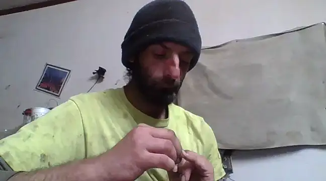 Snapshot of BigPeter6987 chatting on 01/04/25, 07:13 BigPeter6987 online show from 01/04/25, 07:13