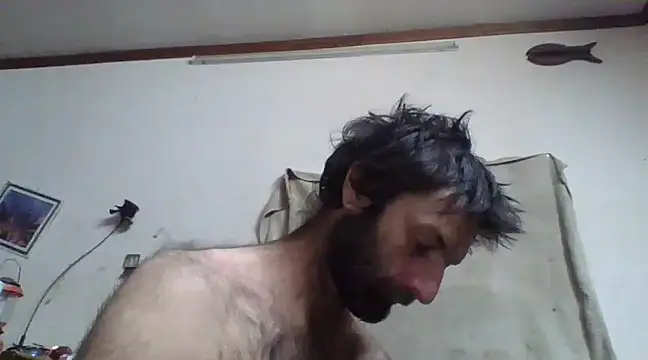 Snapshot of BigPeter6987 chatting on 01/07/25, 10:01 BigPeter6987 online show from 01/07/25, 10:01