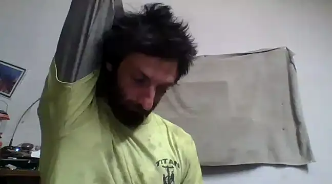 Snapshot of BigPeter6987 chatting on 01/11/25, 04:48 BigPeter6987 online show from 01/11/25, 04:48