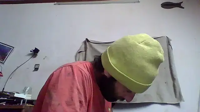 Snapshot of BigPeter6987 chatting on 01/19/25, 07:25 BigPeter6987 online show from 01/19/25, 07:25