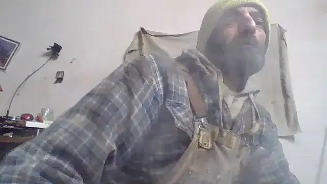 Snapshot of BigPeter6987 chatting on 01/20/25, 02:36 BigPeter6987 online show from 01/20/25, 02:36