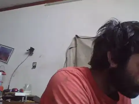 Snapshot of BigPeter6987 chatting on 01/23/25, 05:56 BigPeter6987 online show from 01/23/25, 05:56