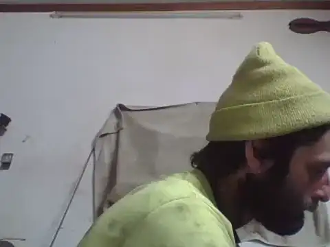 Snapshot of BigPeter6987 chatting on 01/27/25, 09:44 BigPeter6987 online show from 01/27/25, 09:44