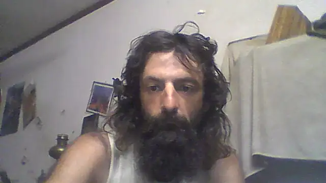 Snapshot of BigPeter6987 chatting on 06/15/26, 01:24 BigPeter6987 online show from 06/15/26, 01:24