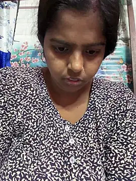 Beauty-queen online show from 03/05/25, 11:06