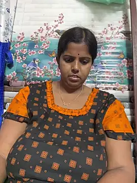 Beauty-queen online show from 03/11/25, 07:25