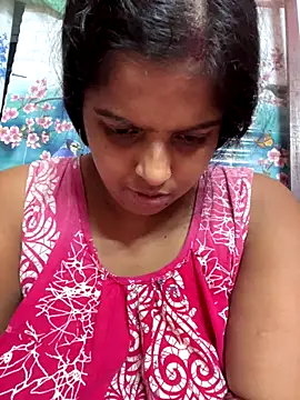 Beauty-queen online show from 10/31/25, 01:23