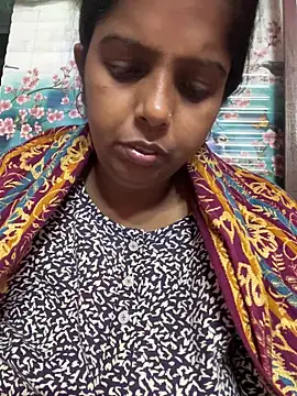 Beauty-queen online show from 11/19/25, 02:06