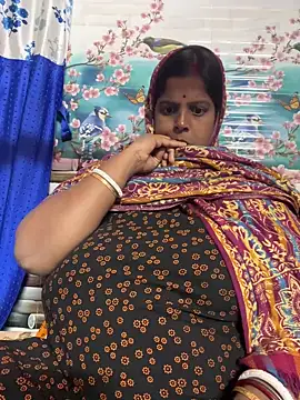 Beauty-queen online show from 02/19/26, 02:57