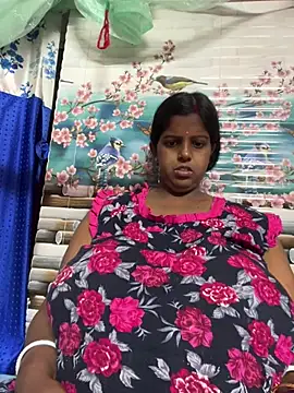 Beauty-queen online show from 04/06/26, 12:39