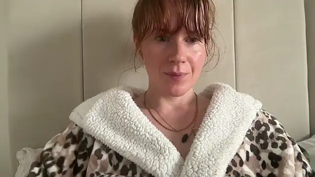 redheadrosie69 online show from 10/29/25, 09:33