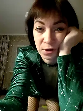 NikaXBerry online show from 01/02/25, 05:39